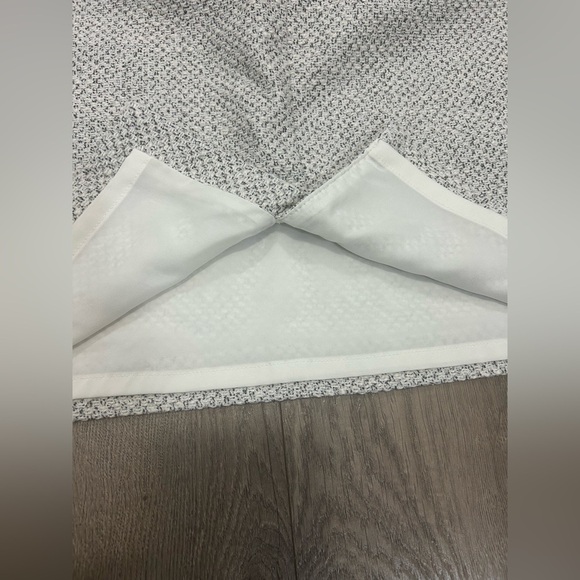 White House Black Market Elegant Gray and White Shimmer Skirt - Picture 4 of 5